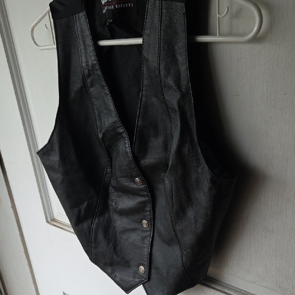 Wilson's Black Leather Vest Size Large.